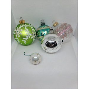 Vtg Assorted Christmas glass Ornaments Glitter Stencil ribbon lot of 5